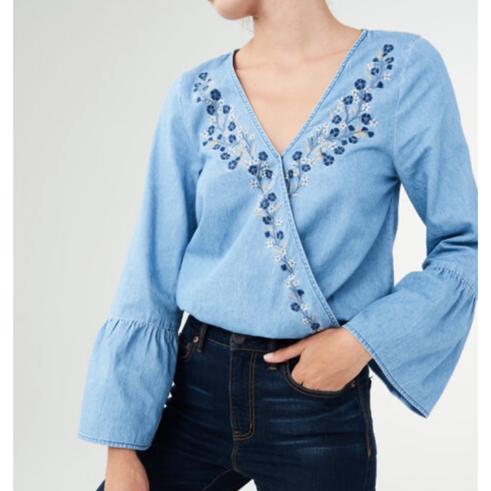 Aeropostale Blue Denim bell sleeves wrap top NWT Size M
